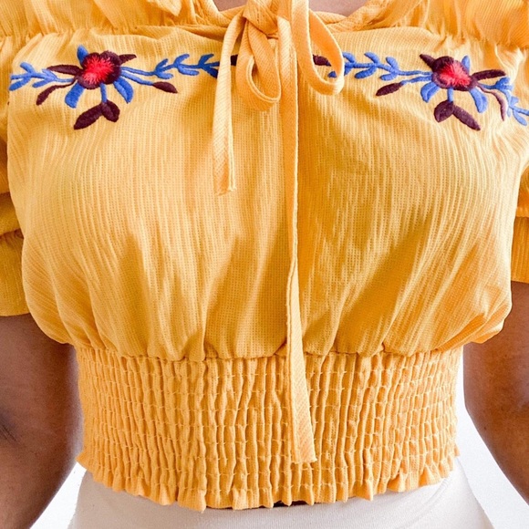 OFF SHOULDER MUSTARD BLOUSE - Picture 3 of 3